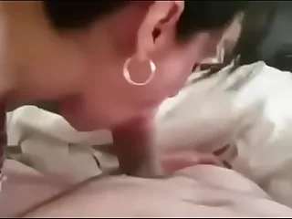 madura mamando